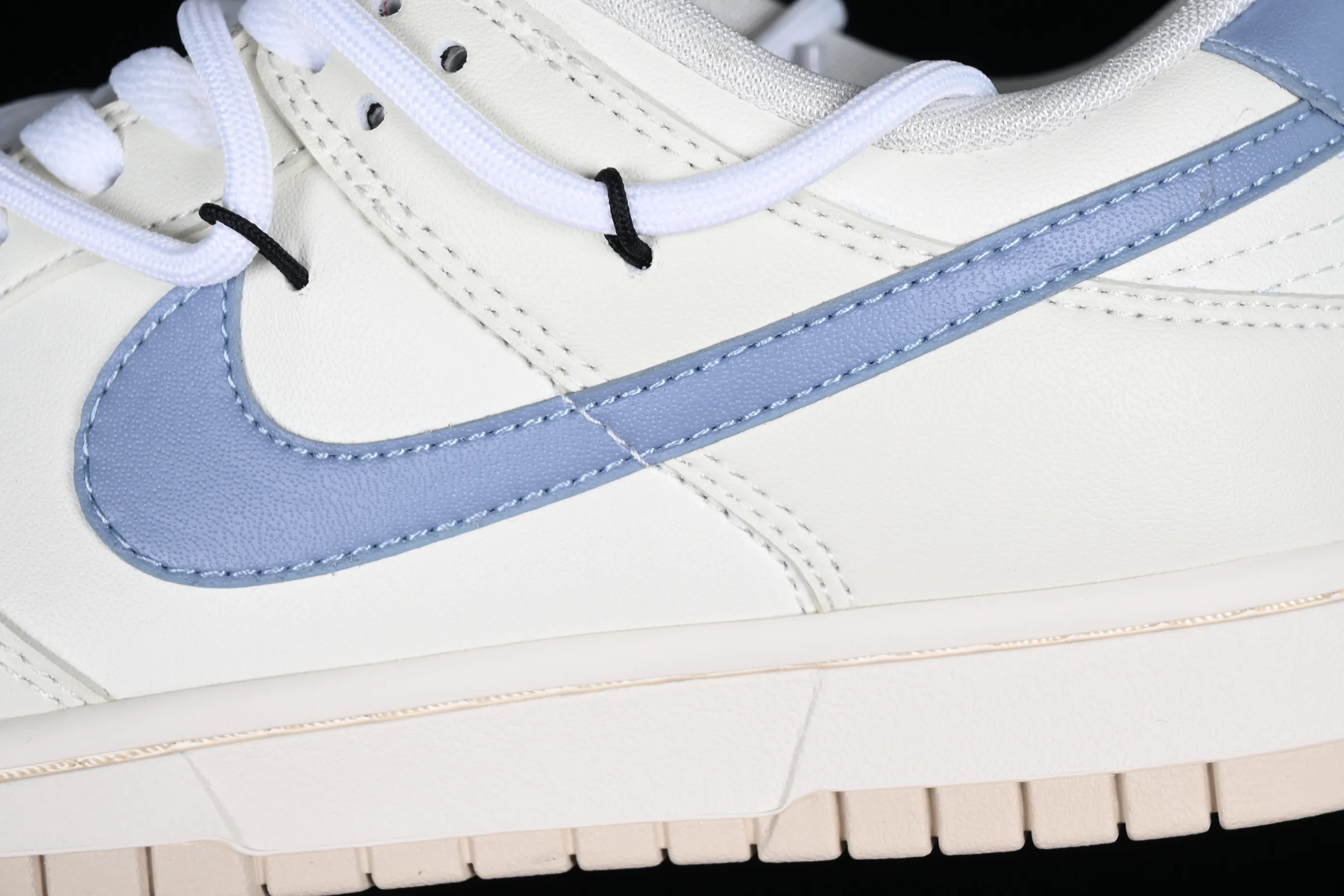 All categories Nk SB Dunk series Nk SB Dunk Low low-top sneakers Nk Dunk Low milk blue customized version of deconstructed strap casual sneakers DX5930-100